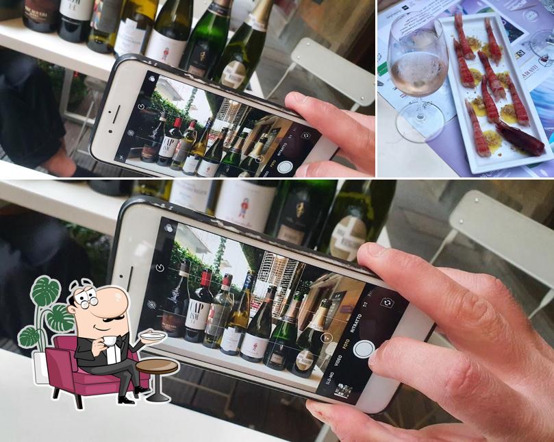 La foto della interni e cibo di Cugini di Torino