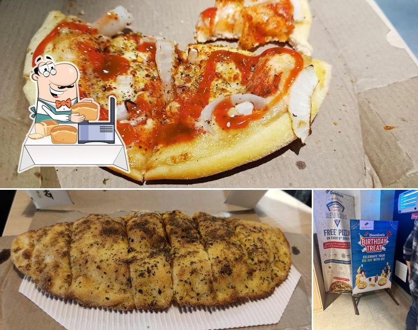 Garlic bread at Domino’s Pizza Tilka manjhi, Bhagalpur