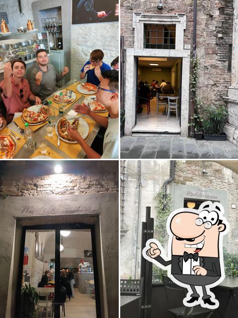 Gli interni di Pizzeria Mediterranea Piazza Piccinino