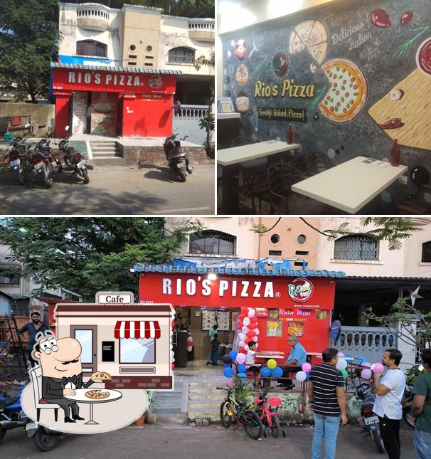 The exterior of Rio's Pizza