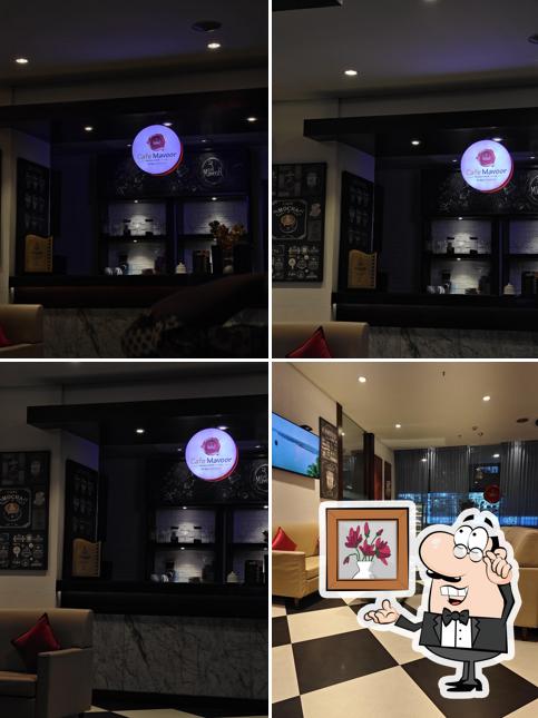 The interior of Cafe Mavoor