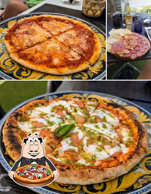 Prova una pizza a Tiki bar