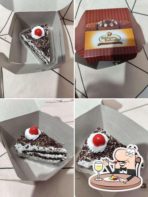 Ribbons & Balloons,The cake shop