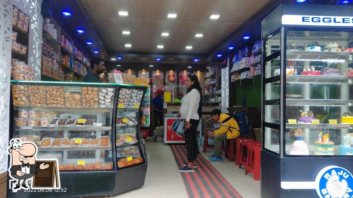 Check out how Raju Bakery looks outside