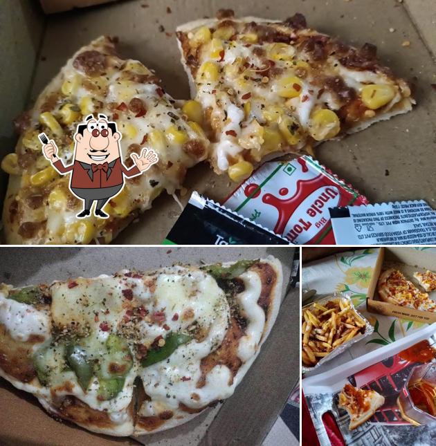 Food at Domi Hut Pizza