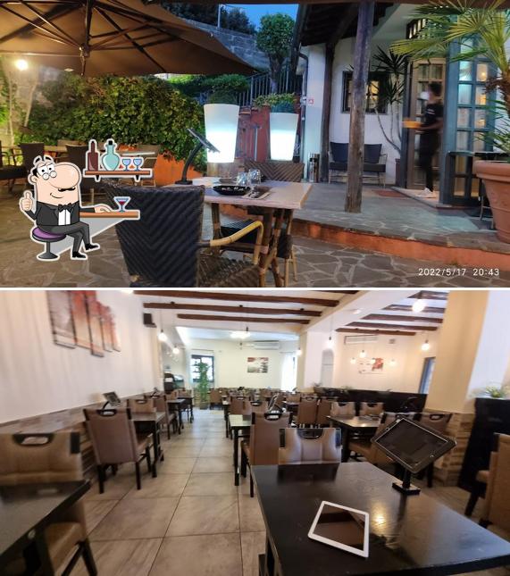 Siediti a un tavolo di Sushi Hiro