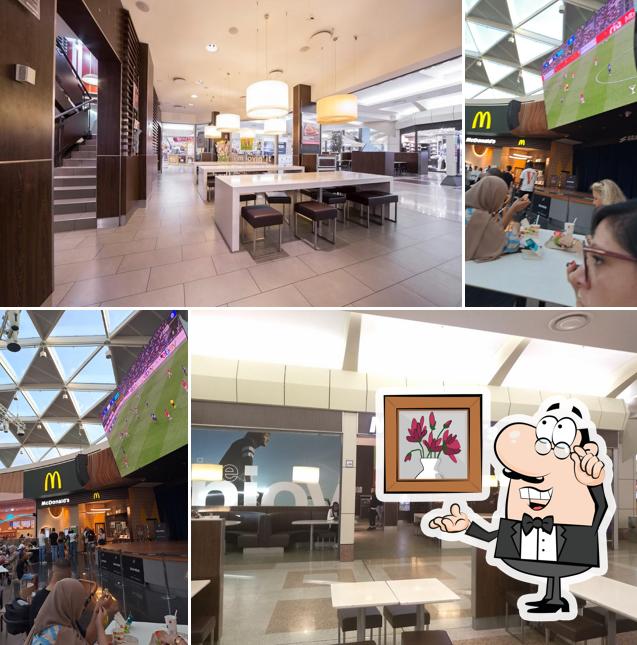 Dai un'occhiata agli interni di McDonald's Casalecchio di Reno Mall