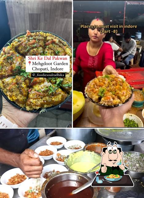 Meals at Akshar Dal Pakvan