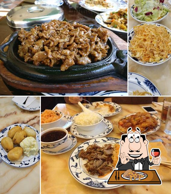 Prova una pizza a KITAJSKA RESTAVRACIJA HONG KONG 2 NANKING, d.o.o