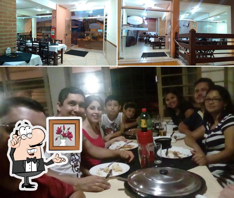 O interior do Pizzaria e Choperia Casa Nova
