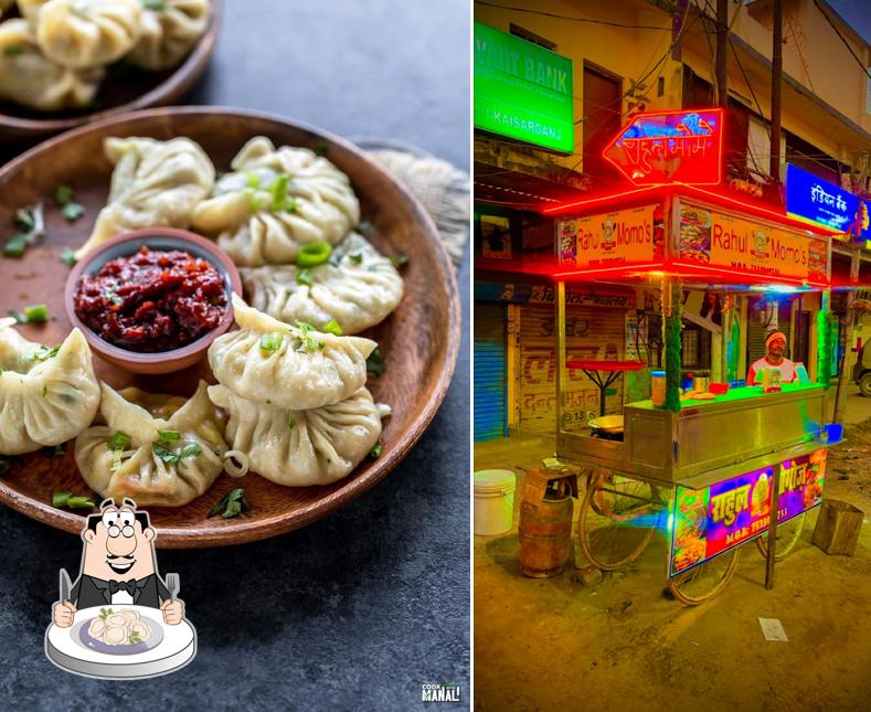Dumplings at Rahul Momos