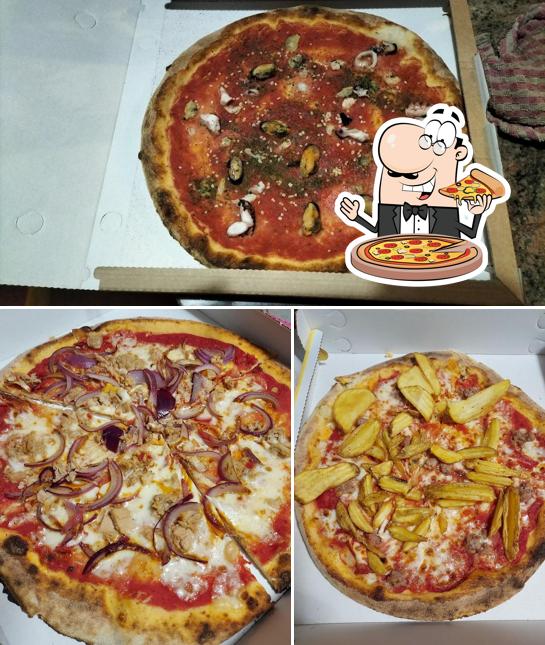 Ordina tra le svariate varianti di pizza