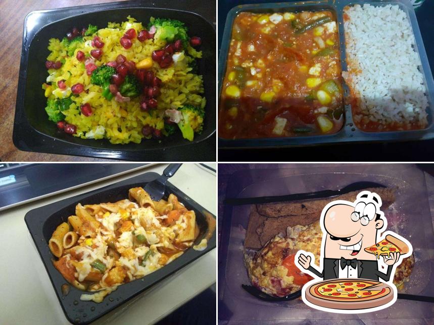 Order pizza at Healthy Forkz