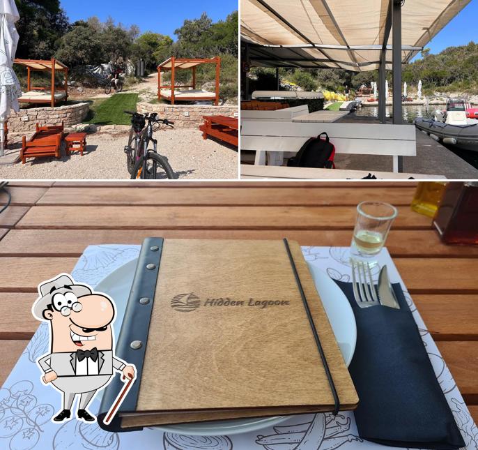 Tra le varie cose da Hidden Lagoon Lounge & Beach Bar si possono trovare la esterno e bevanda