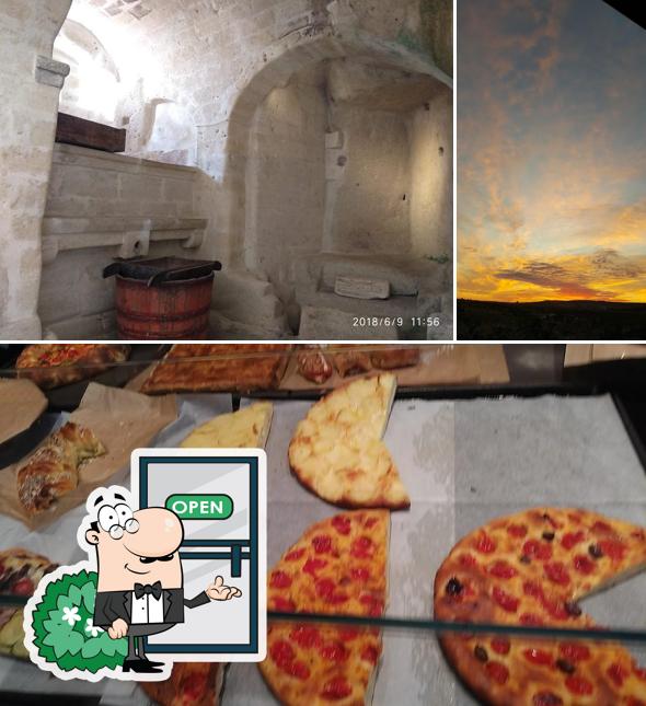 La immagine di esterno e pizza da Antico Forno a Legna Perrone - Pane di Matera