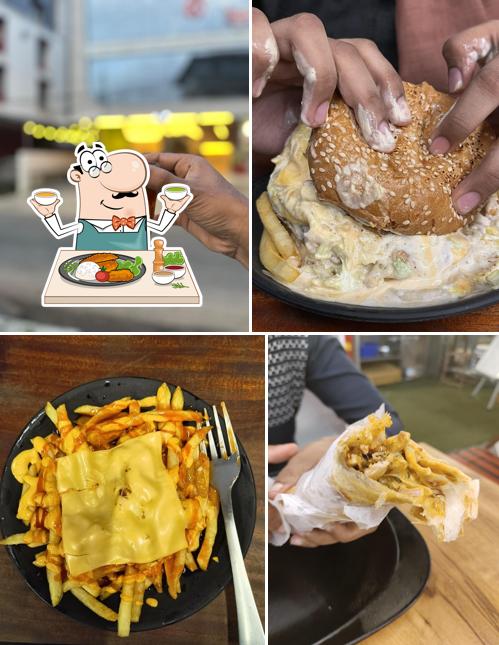 Food at Happy Cafe