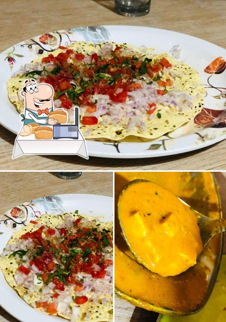 Garlic bread at Hot and Spicy (Bali's)