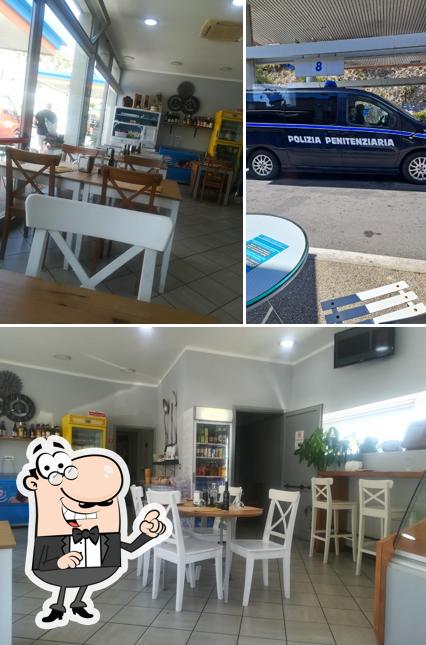 Bar Ristorante Le Periane si caratterizza per la interni e esterno