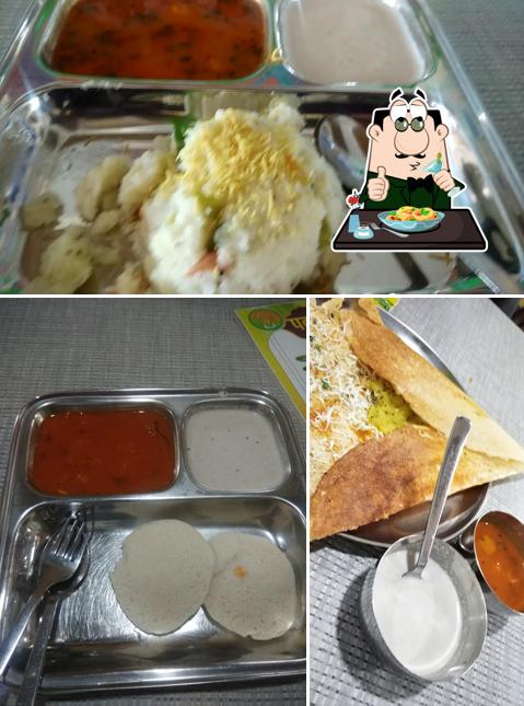 Food at Padmavati South Indian Cafe