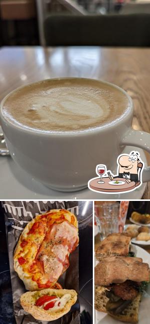 Platti al Caffè Spettacolo Metroshop Baden