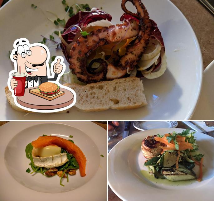 Prenditi un hamburger a Restaurant Rosso