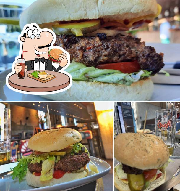 Gustati uno dei tipi di hamburger serviti a Solheure