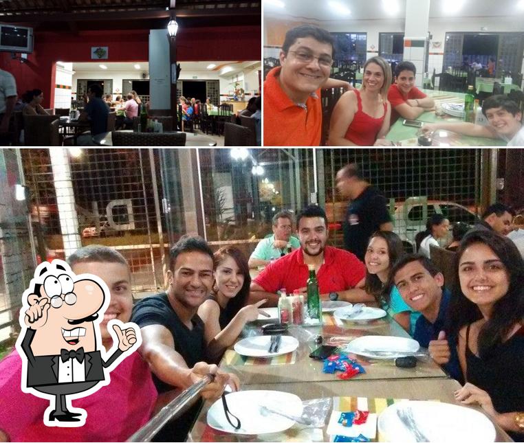 Veja imagens do interior do DK Lanches e Pizzas