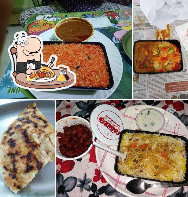 Order pizza at Foodzo