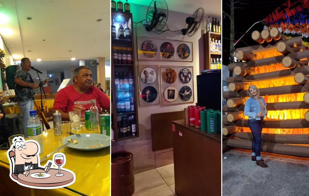 Platos en Rock Bar