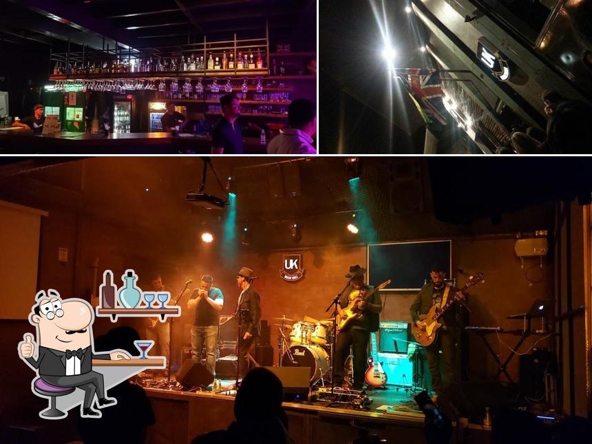 Veja imagens do interior do UK Music Hall