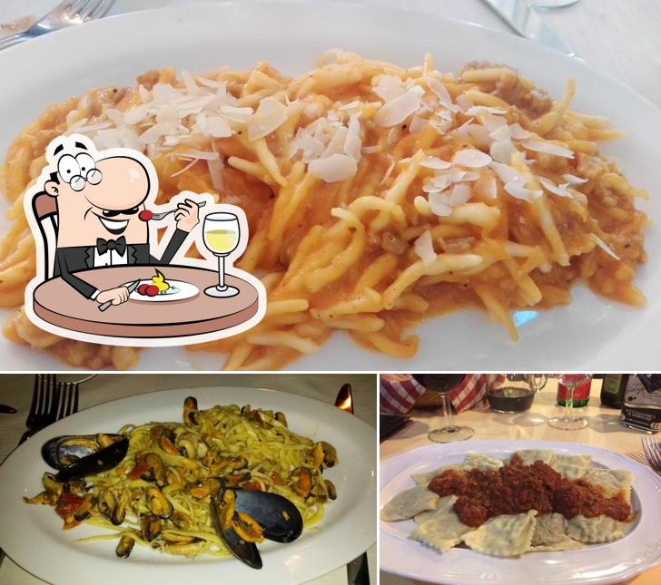 Cibo al Ristorante Antica Hostaria Secondini
