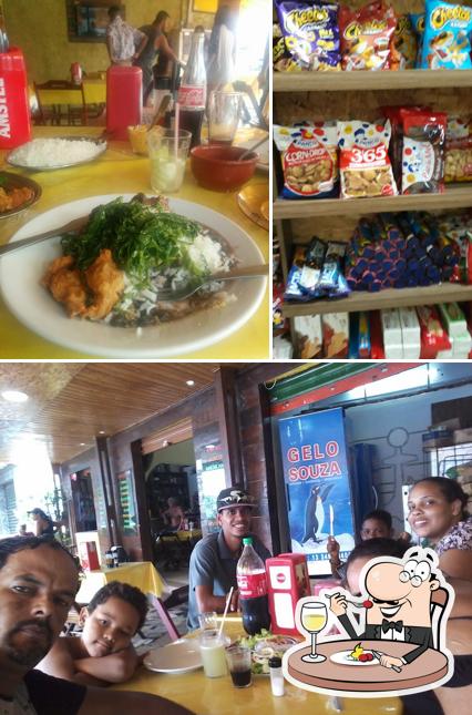 Confira a ilustração ilustrando comida e mesa de jantar a Padaria e Restaurante Praieira