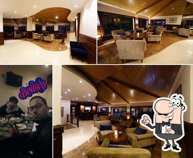 The interior of Pebble Restaurant