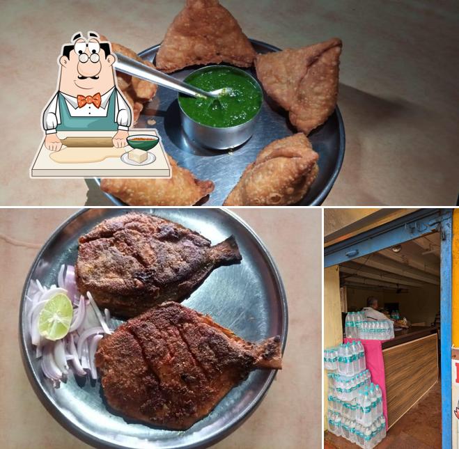 Samosa at Hotel Pai ಹೋಟೆಲ್ ಪೈ