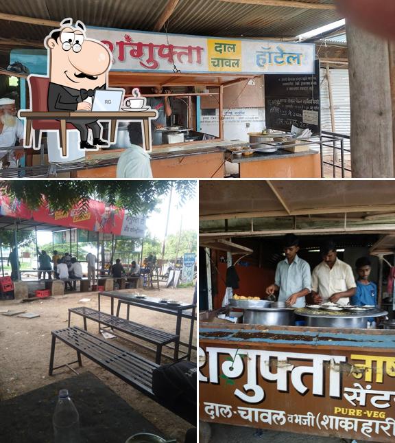 The interior of Shagufta Dal Chaval