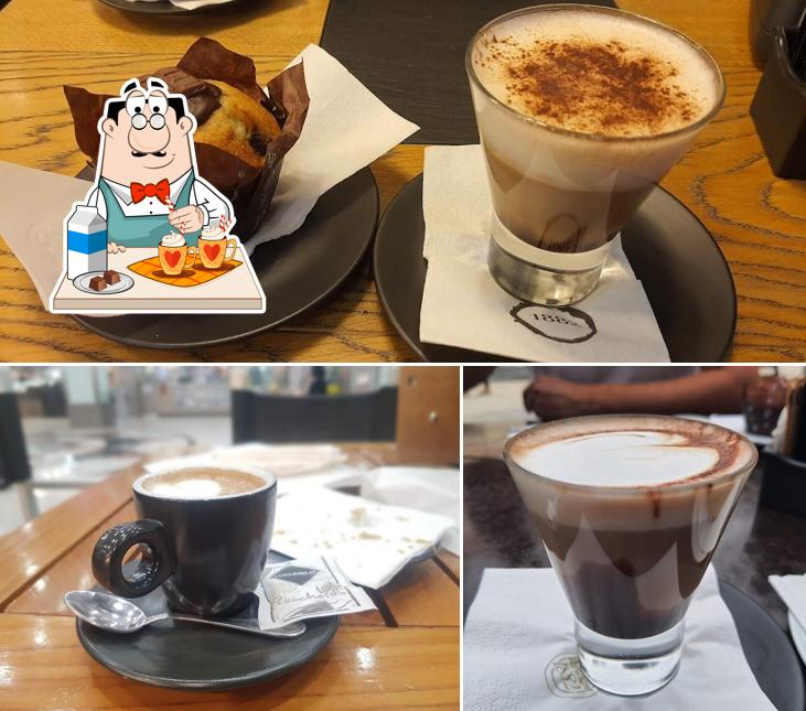 Goditi un drink a Caffè Vergnano