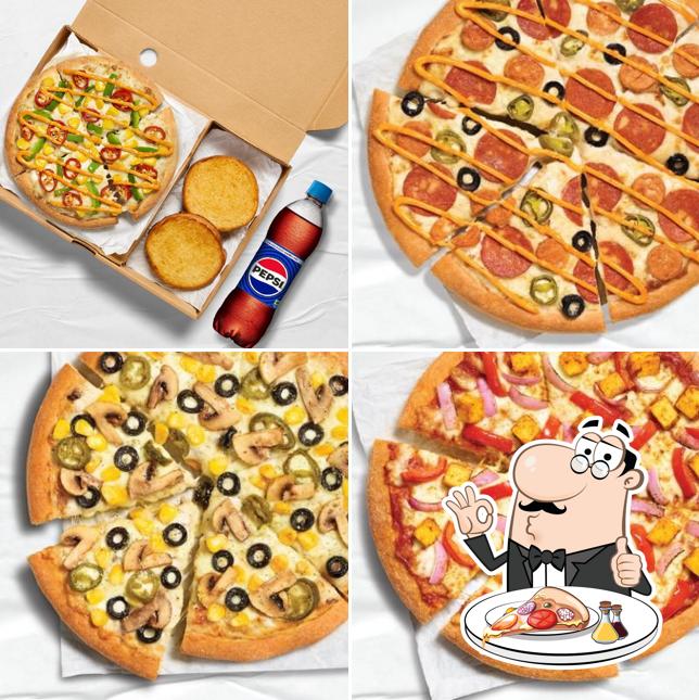Order pizza at Pizza Hut AMR Mall, Secunderabad