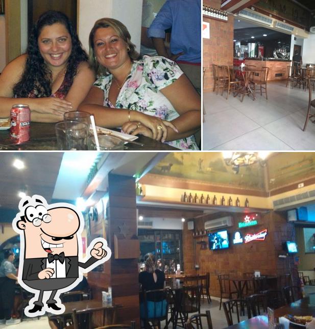 O interior do Sheriff Restaurant
