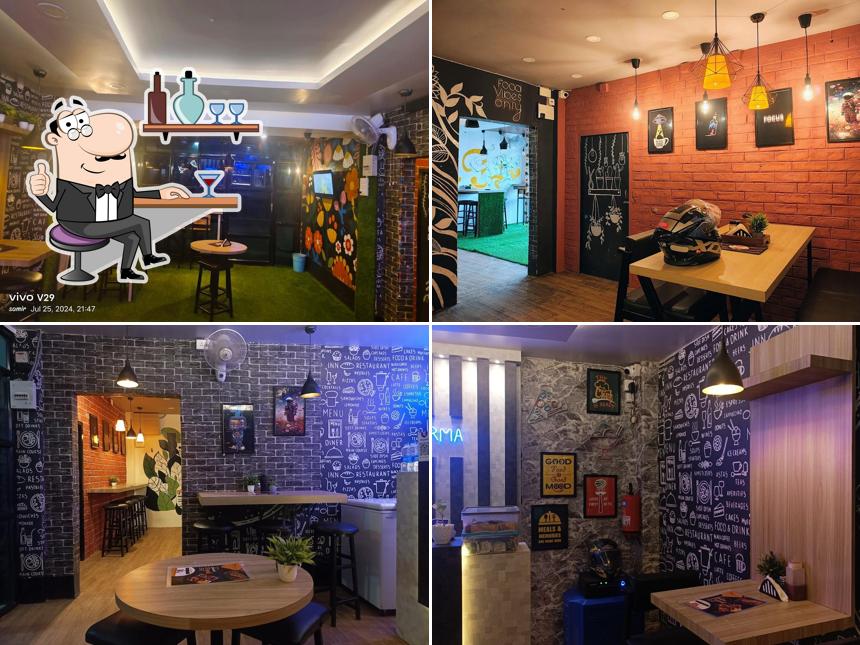 The interior of Chef shawarma