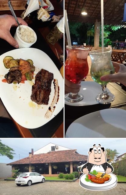 Esta é a imagem mostrando comida e exterior no Restaurante Coroneto The Bbq House