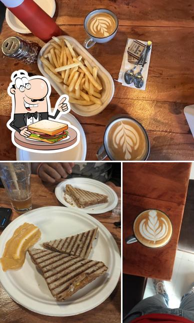Grilled cheese sandwich at Moon Mount Coffee