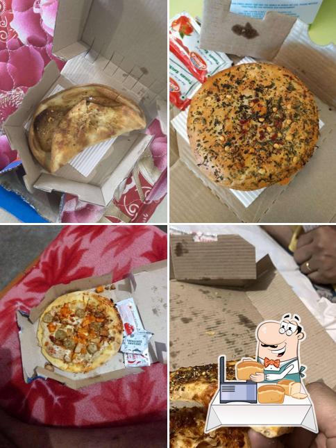 Garlic bread at Domino's Pizza