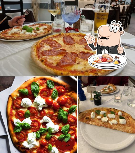 Prenditi una pizza a La Nuova Pergola Ristorante Pizzeria Italiana