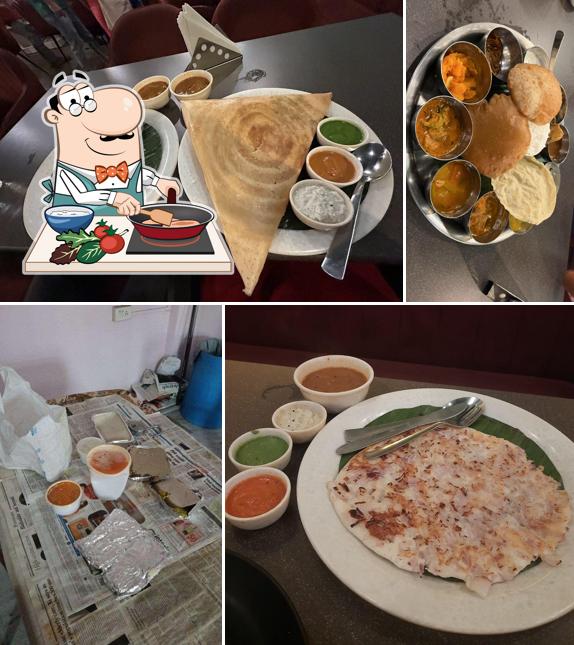 Chicken curry at Annapurnam