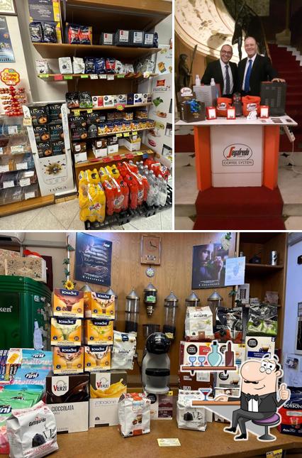 Gli interni di La Bottega Del Caffè