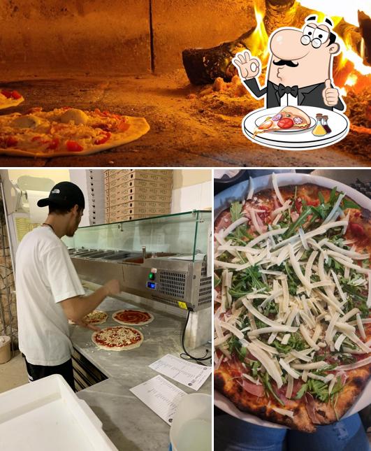 A Il Vespro Pizzeria Rosticceria da Asporto, puoi goderti una bella pizza