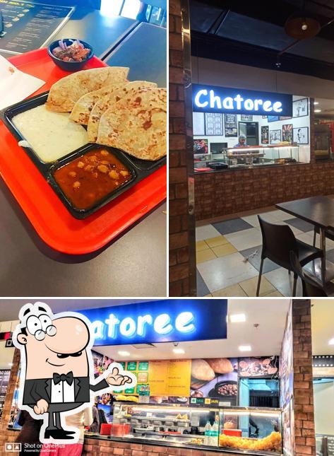 The interior of Chatoree