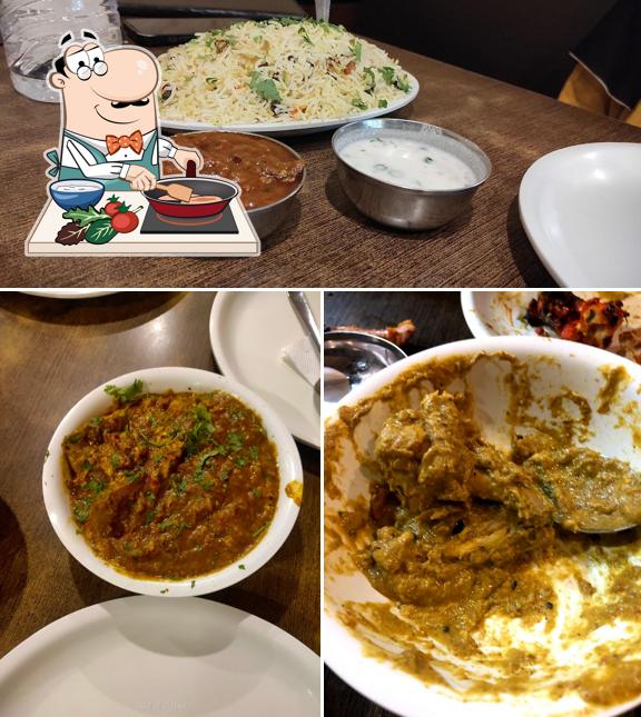 Chicken curry at Hotel Shahi Darbar