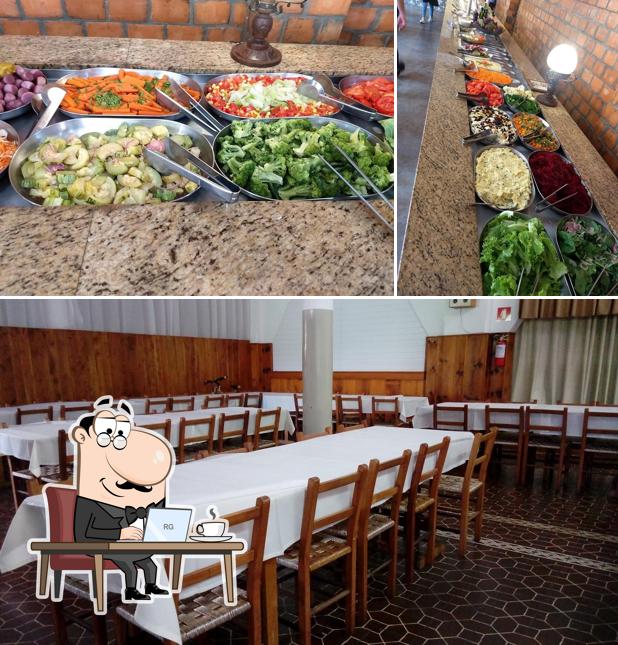 O interior do Marisa Restaurante