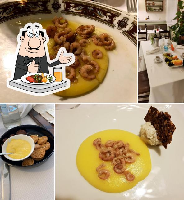 Platti al Trattoria Dall'Antonia